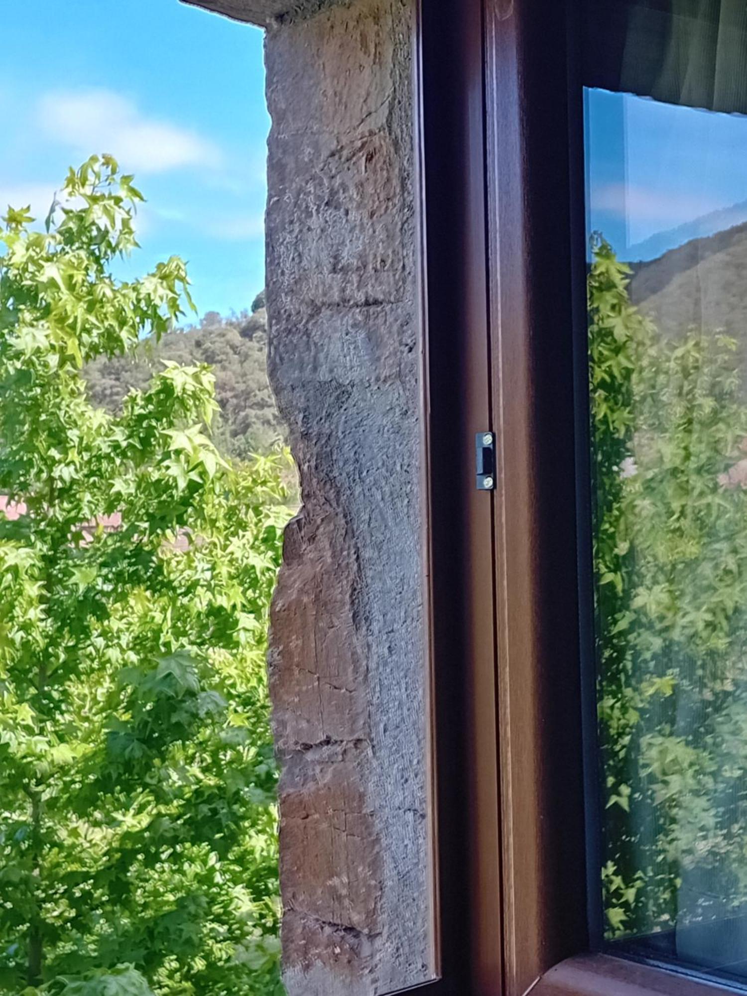 Picos De Europa Suites And Rooms Turieno Kültér fotó